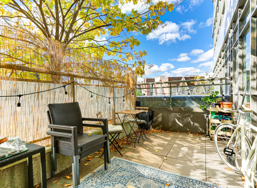 315 – 38 Joe Shuster Way