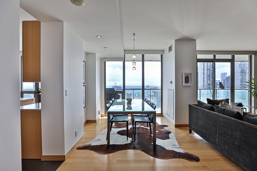 3904 – 33 Lombard Street